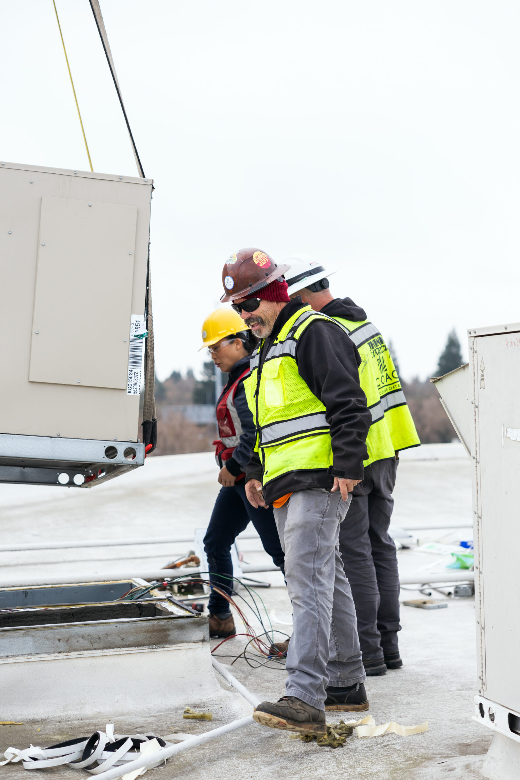 hvac-construction-on-rooftop-of-chruch hvac-construction-on-rooftop-of-chruch