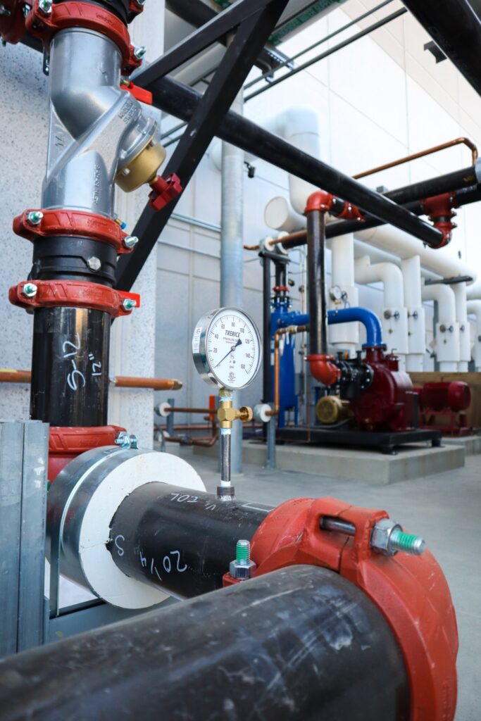 Hydronic piping for filtration system